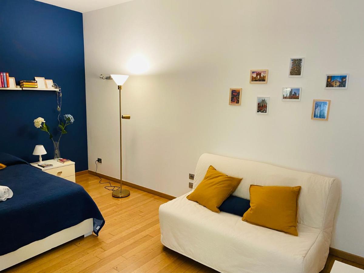 Chiara Guest House 34 - M4 Metro Blu Milan Bagian luar foto