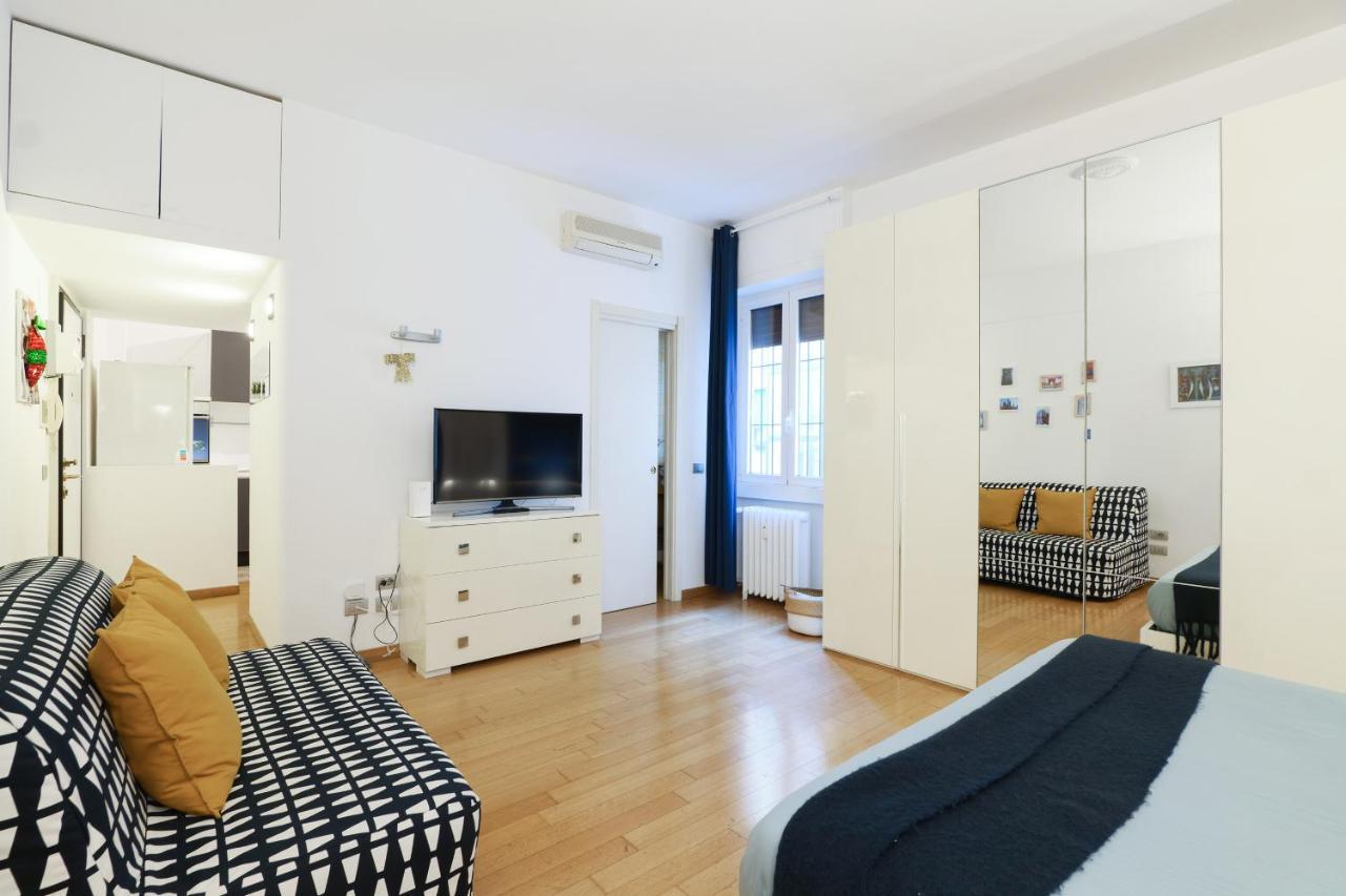 Chiara Guest House 34 - M4 Metro Blu Milan Bagian luar foto